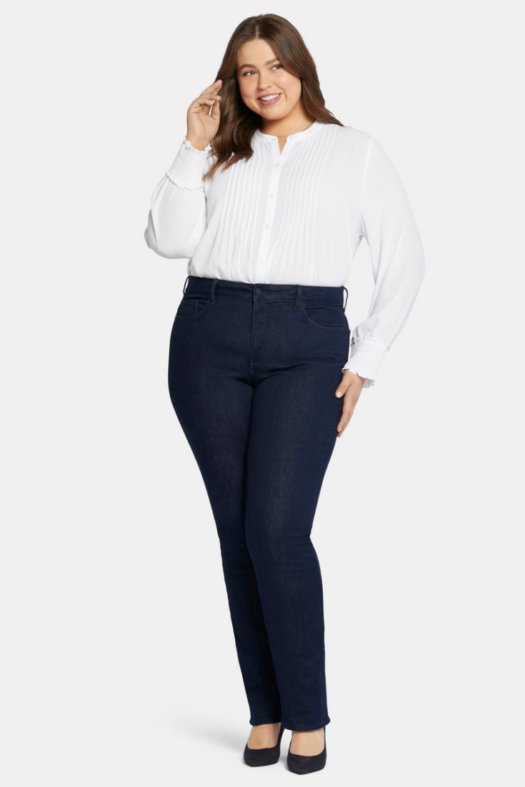 Marilyn Straight Jeans In Plus Size